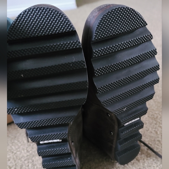 Sorel 7 Joan of arctic wedge boot like new - Picture 2 of 5